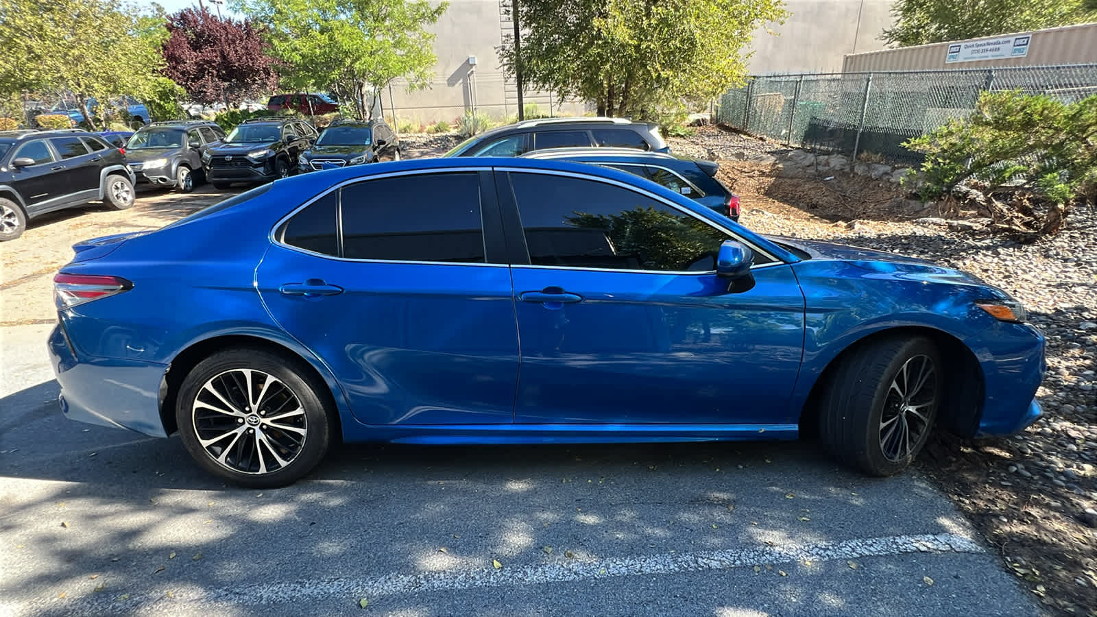 Thumbnail: 2019 Toyota Camry - 11