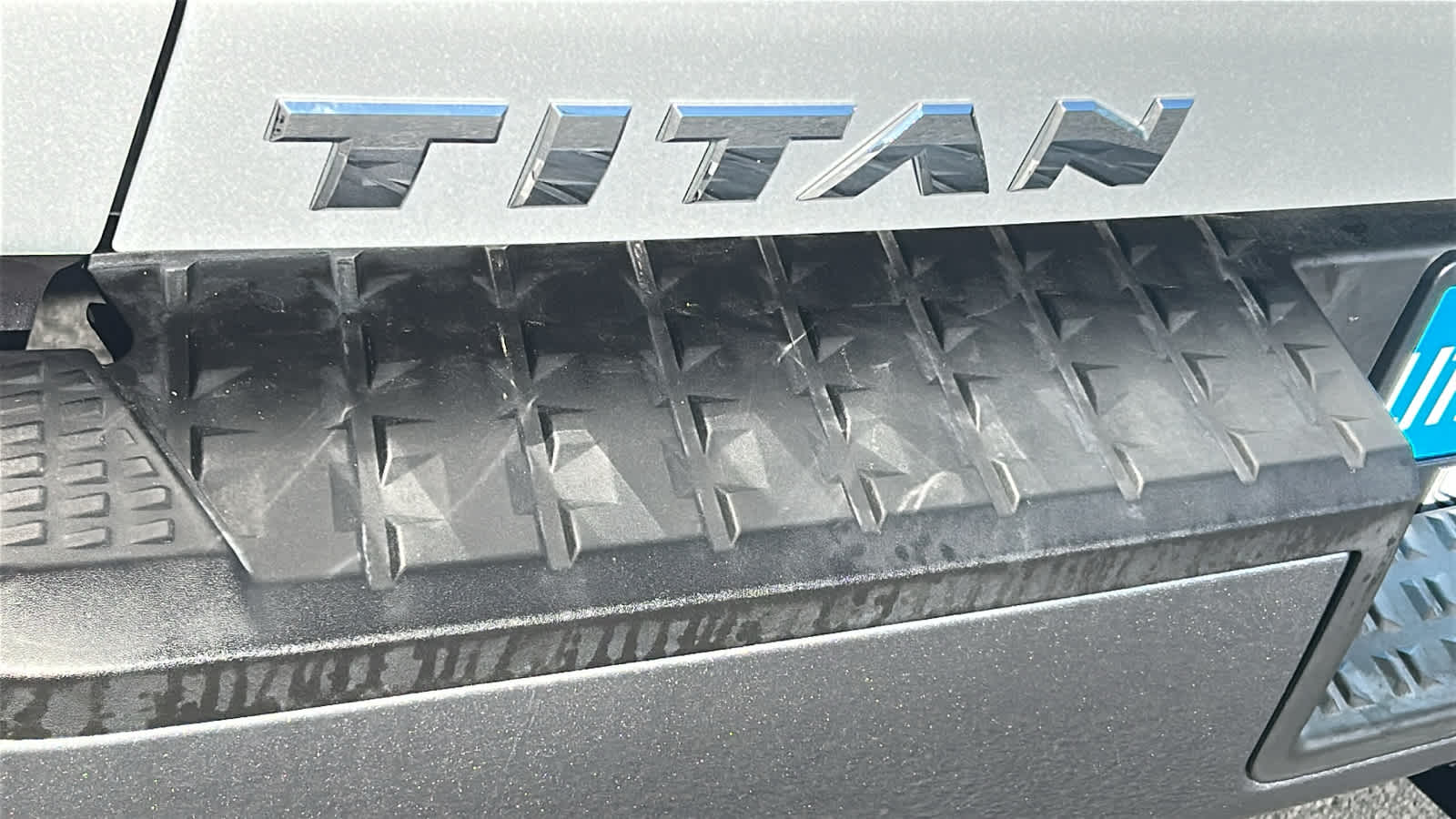 Thumbnail: 2017 Nissan Titan - 28