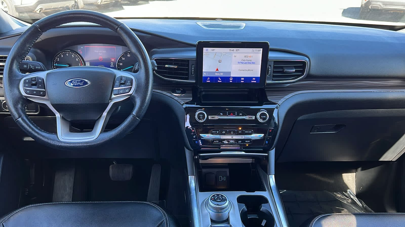 Thumbnail: 2022 Ford Explorer - 26