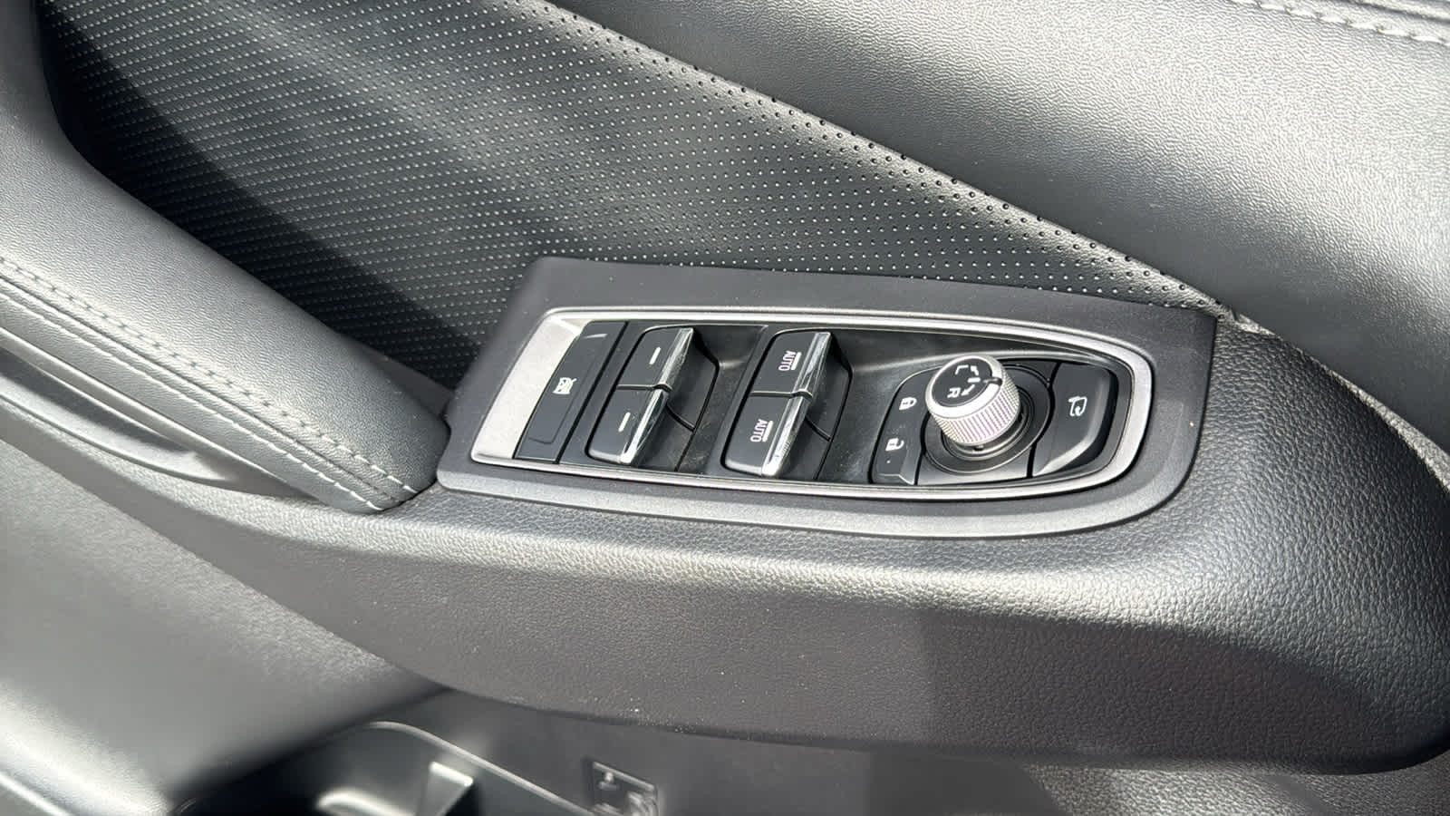 Thumbnail: 2023 Subaru Ascent - 23