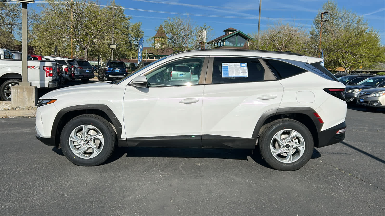 Thumbnail: 2023 Hyundai Tucson - 8