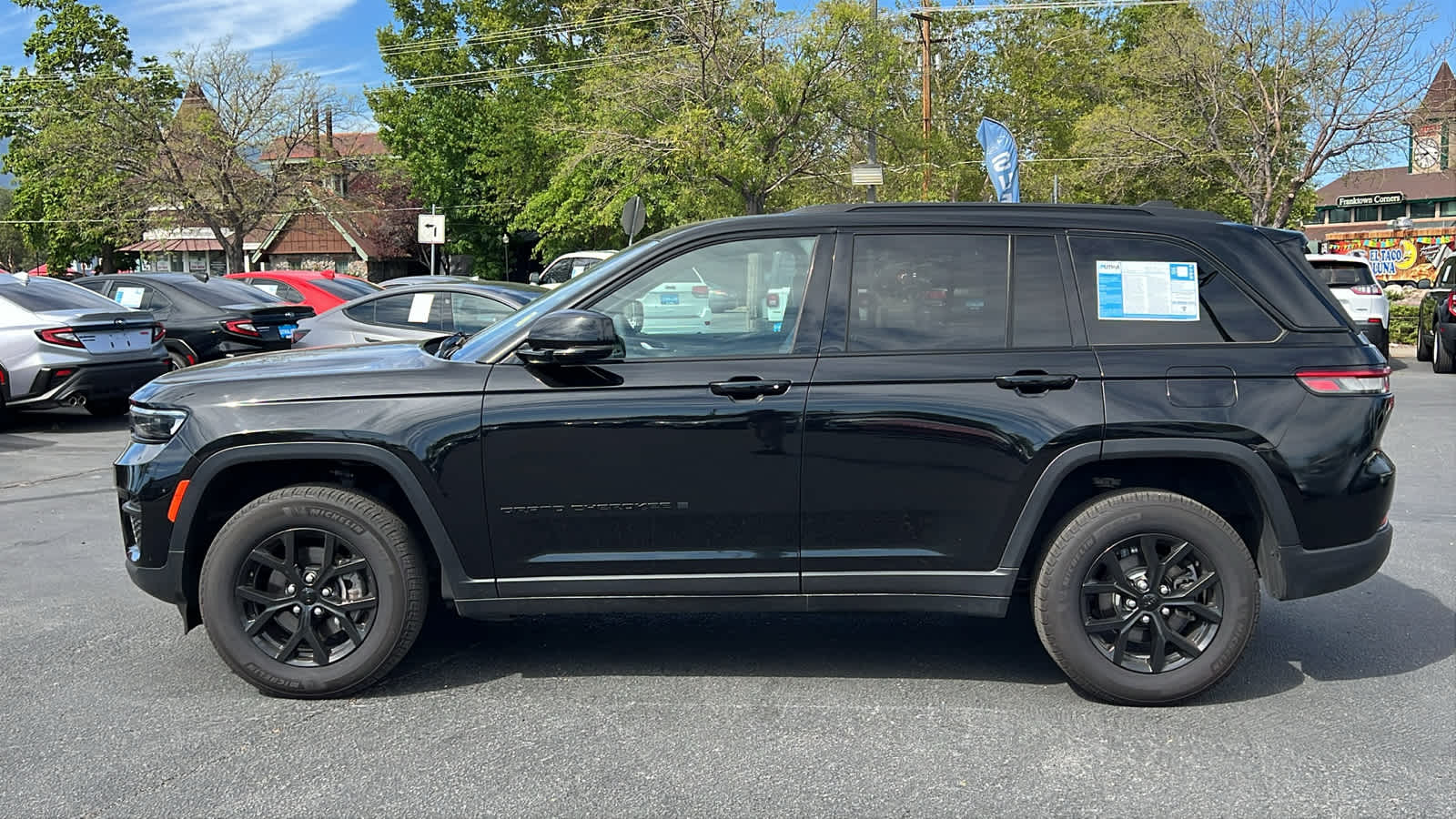 2024 Jeep Grand Cherokee Altitude - Photo 8