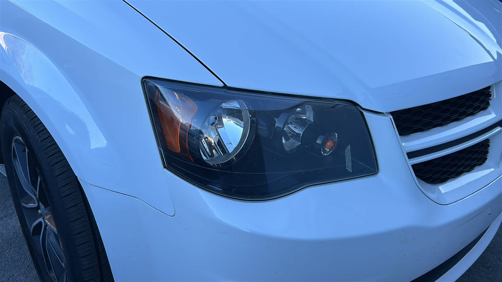 Thumbnail: 2018 Dodge Grand Caravan - 19