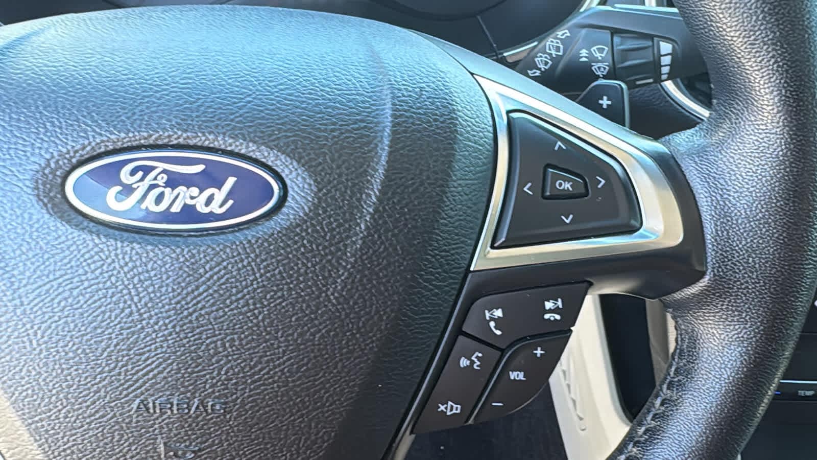 Thumbnail: 2020 Ford Edge - 20