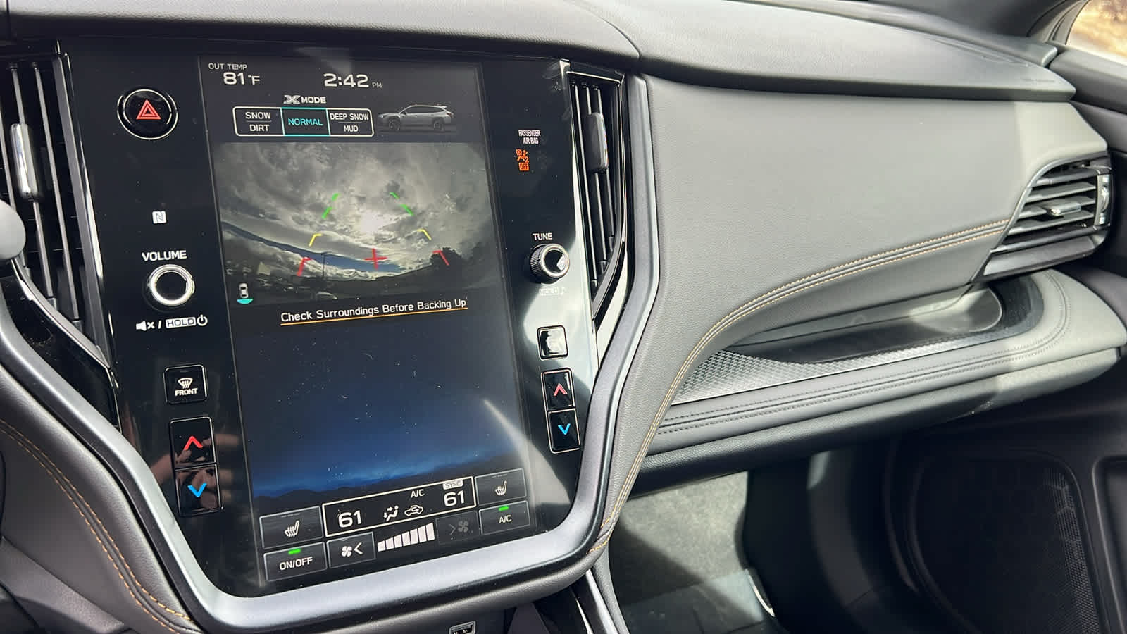 Thumbnail: 2025 Subaru Outback - 16