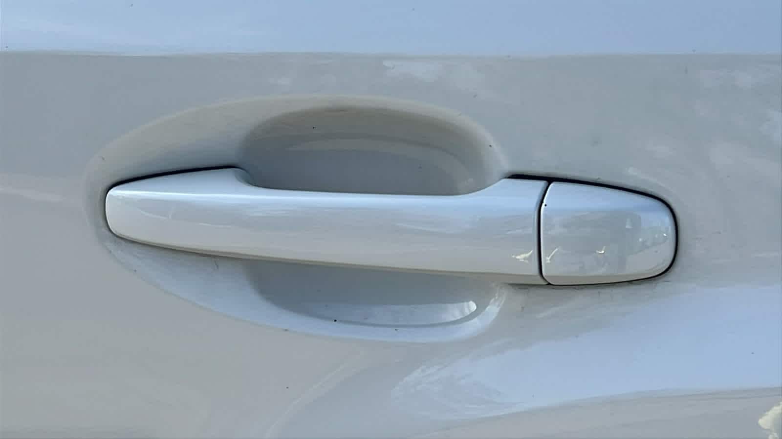 Thumbnail: 2015 Subaru XV Crosstrek - 17