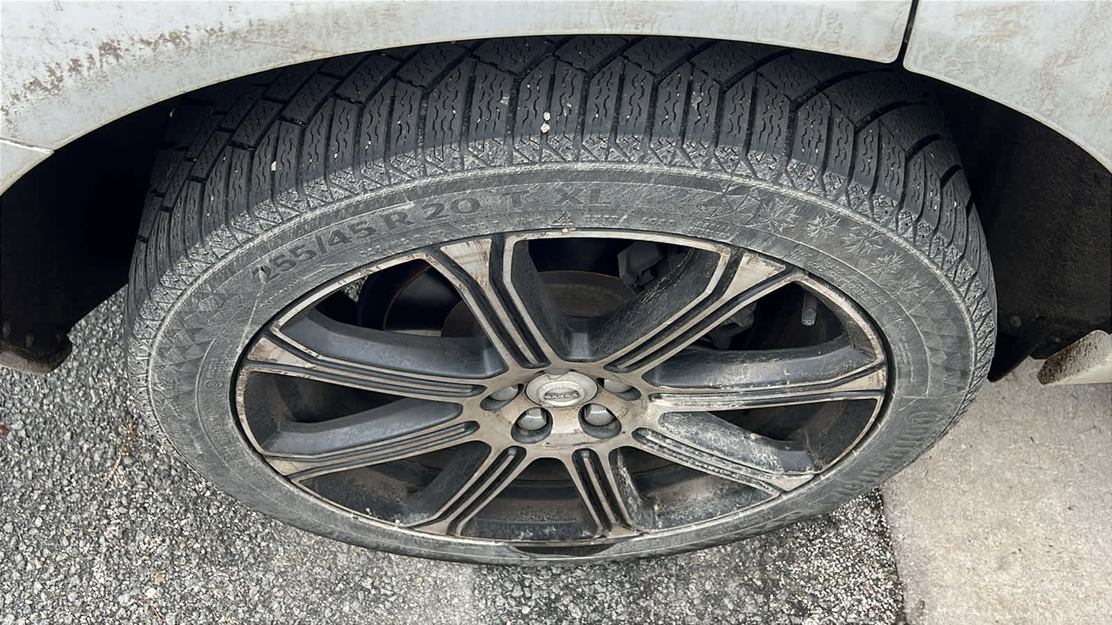 Thumbnail: 2018 Volvo XC60 - 14