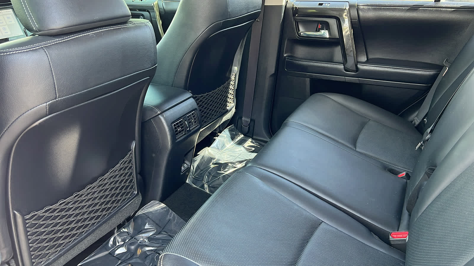 Thumbnail: 2020 Toyota 4Runner - 24