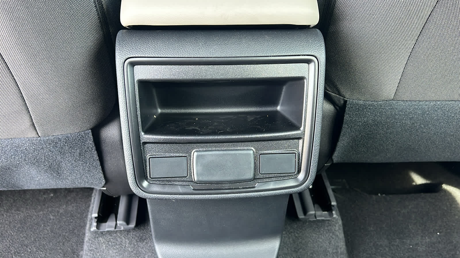 Thumbnail: 2026 Subaru Forester - 25