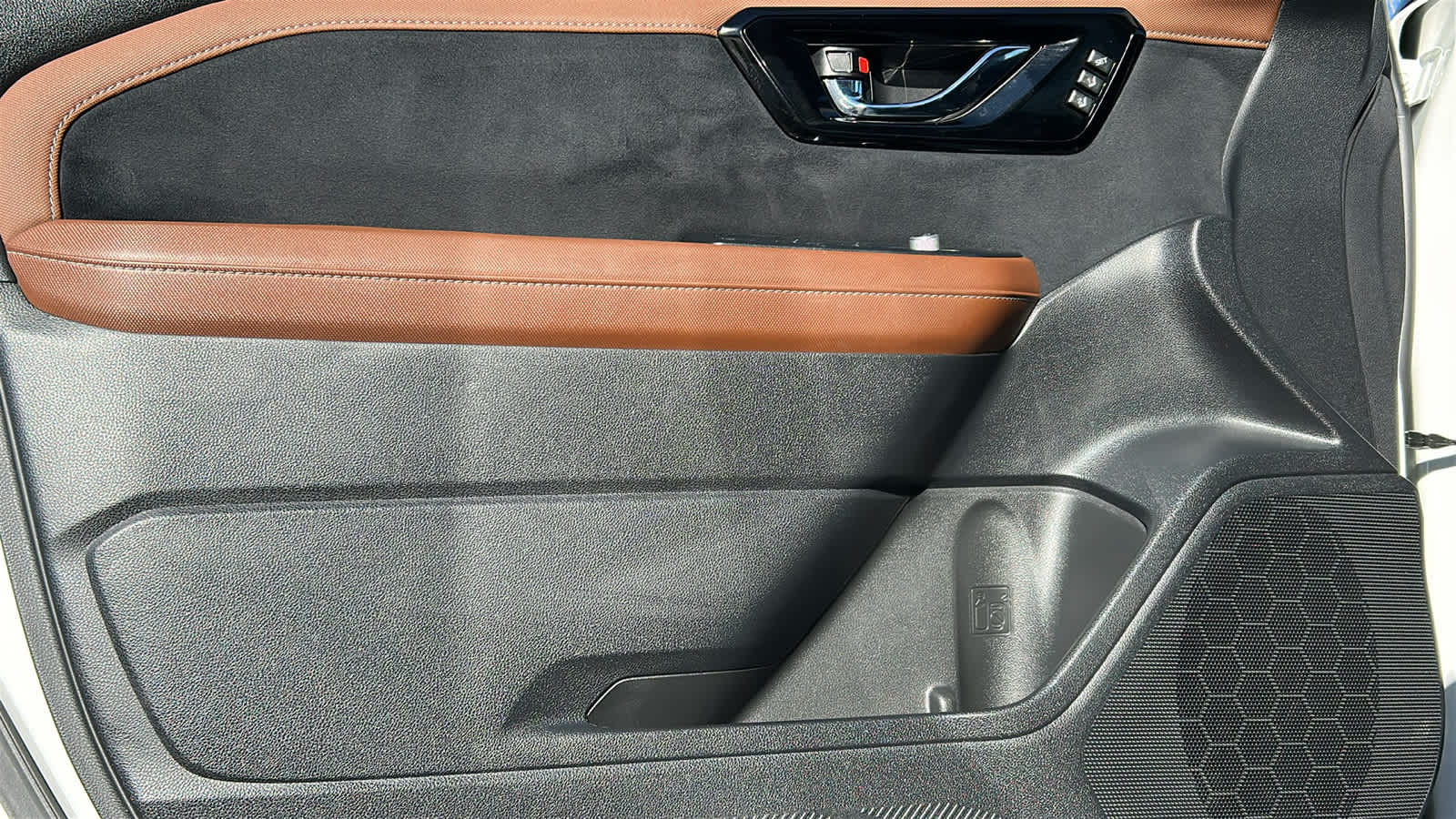 Thumbnail: 2025 Subaru Forester - 24