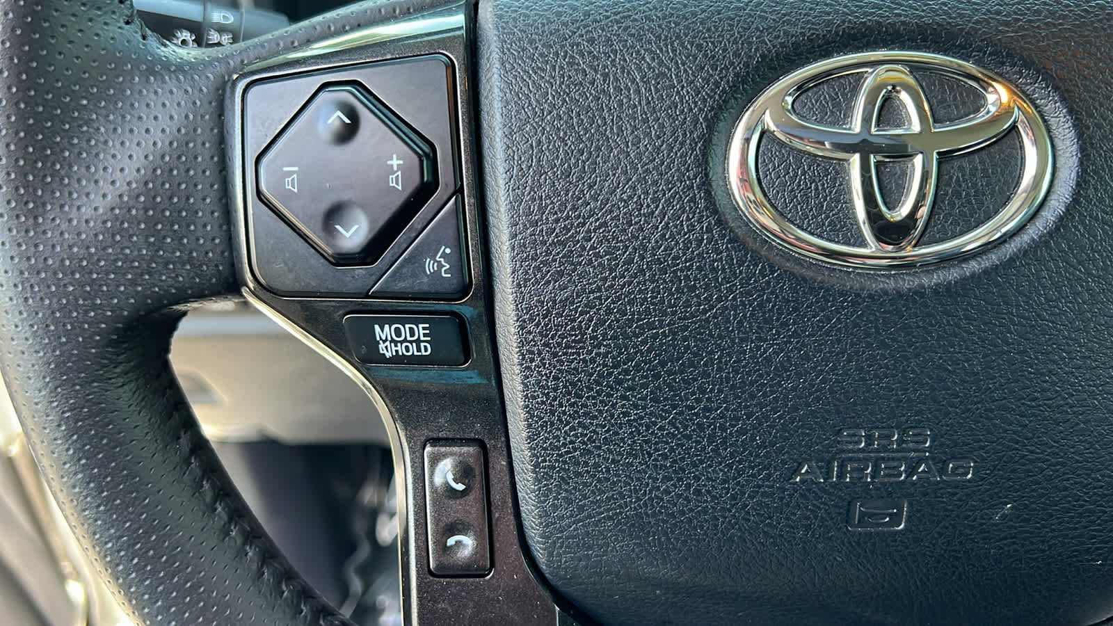 Thumbnail: 2020 Toyota 4Runner - 19