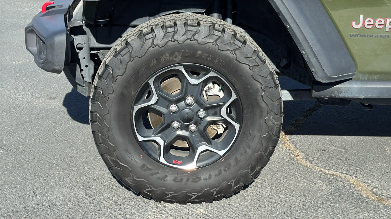 Thumbnail: 2023 Jeep Wrangler - 9