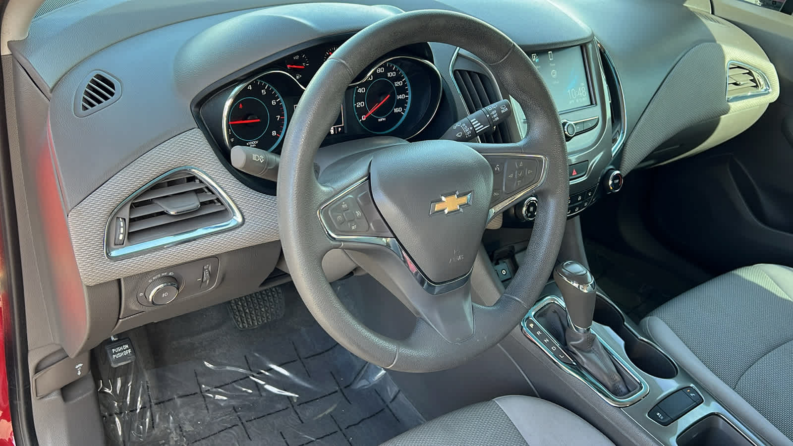 Thumbnail: 2018 Chevrolet Cruze - 10