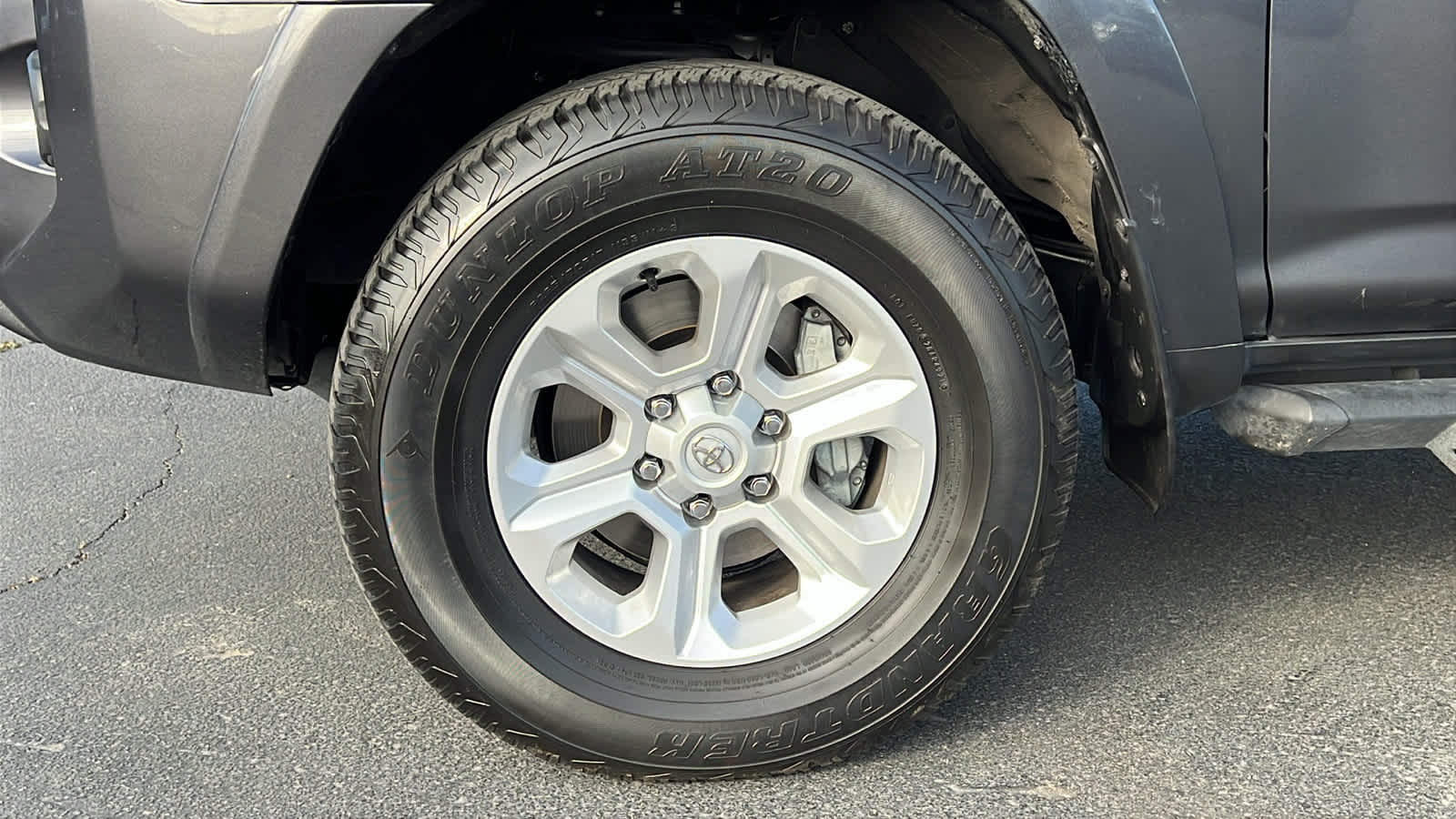 Thumbnail: 2022 Toyota 4Runner - 9