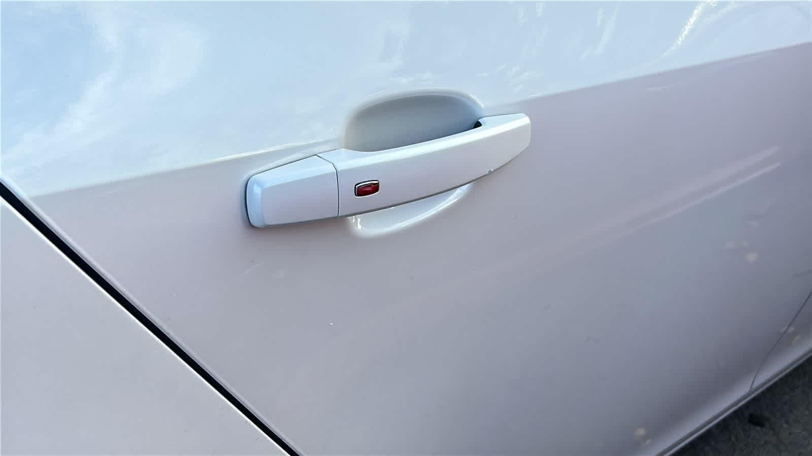 Thumbnail: 2016 Buick Regal - 17