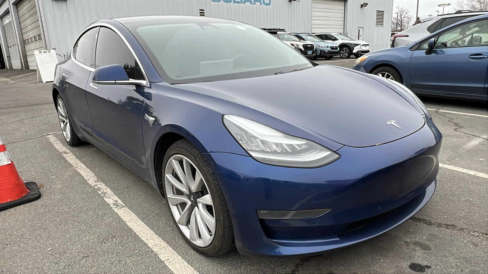 Thumbnail: 2019 Tesla Model 3 - 21
