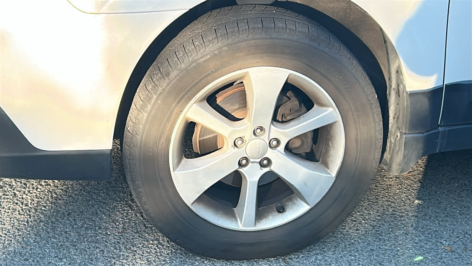 2014 Subaru Outback 2.5i Premium photo 3