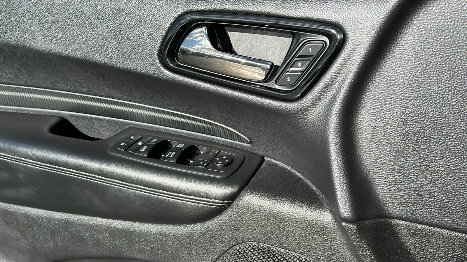 Thumbnail: 2021 Dodge Durango - 22