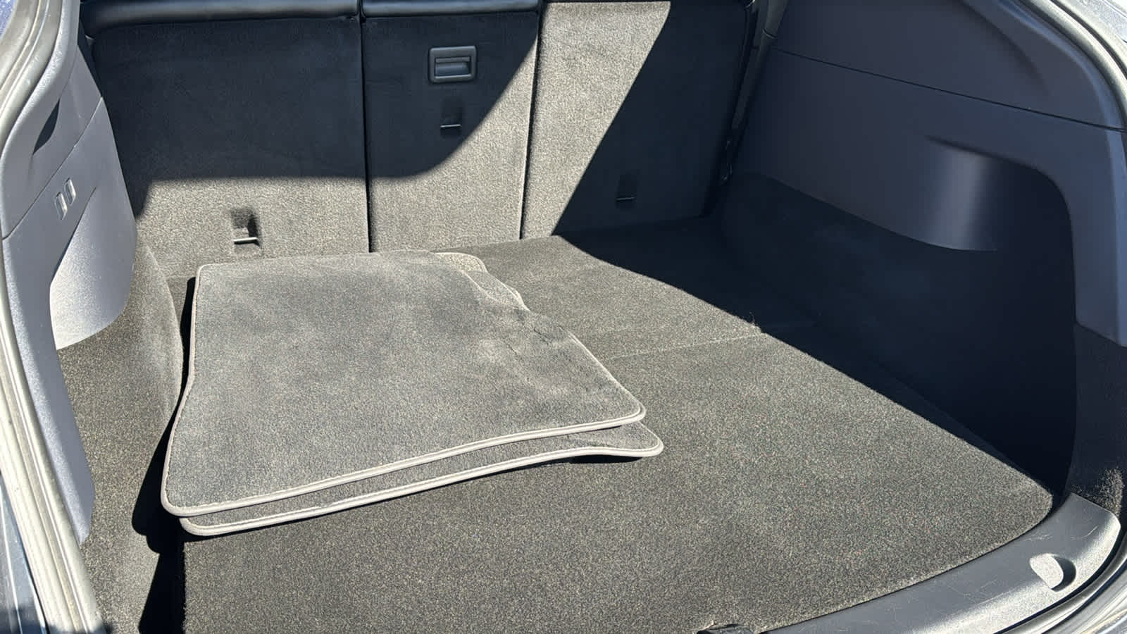 Thumbnail: 2020 Tesla Model Y - 25