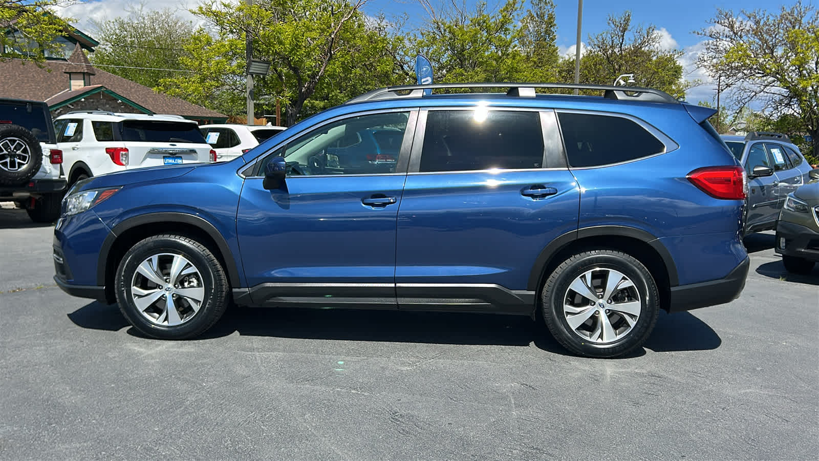 Thumbnail: 2022 Subaru Ascent - 9