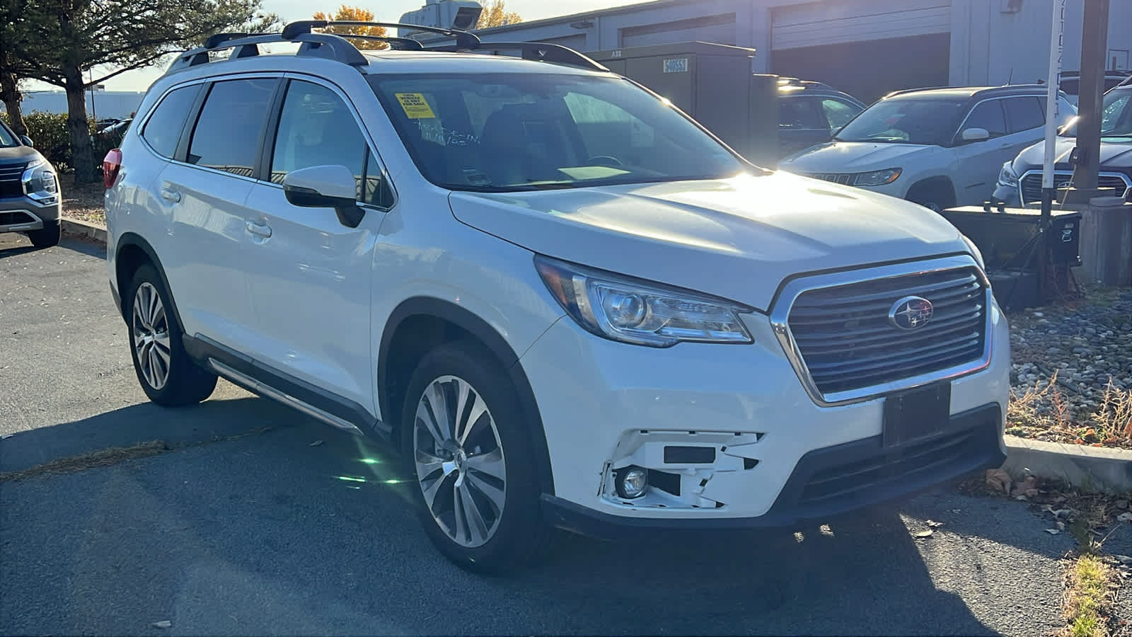 2022 Subaru Ascent Limited photo 3