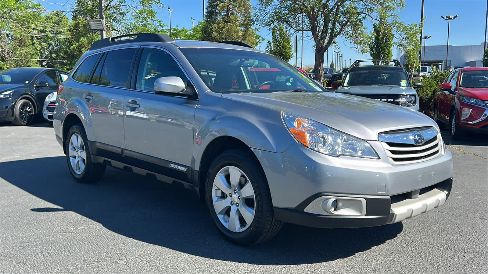 Thumbnail: 2010 Subaru Outback - 3