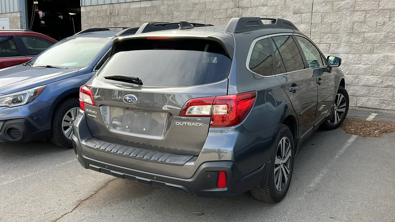 Thumbnail: 2018 Subaru Outback - 12