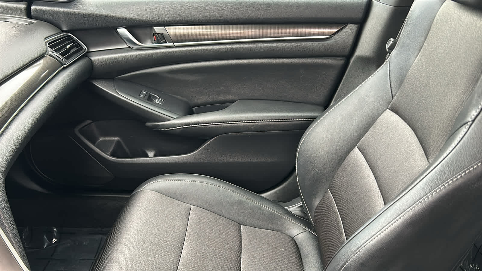 Thumbnail: 2020 Honda Accord - 12