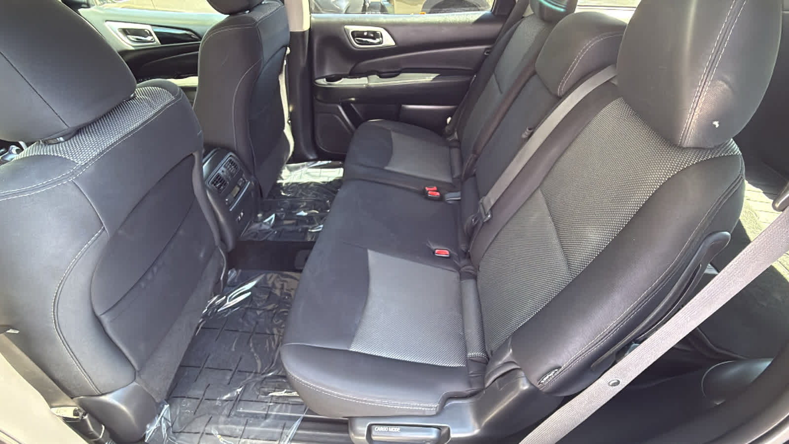 Thumbnail: 2019 Nissan Pathfinder - 24