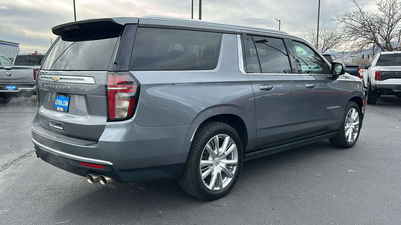 Thumbnail: 2021 Chevrolet Suburban - 5