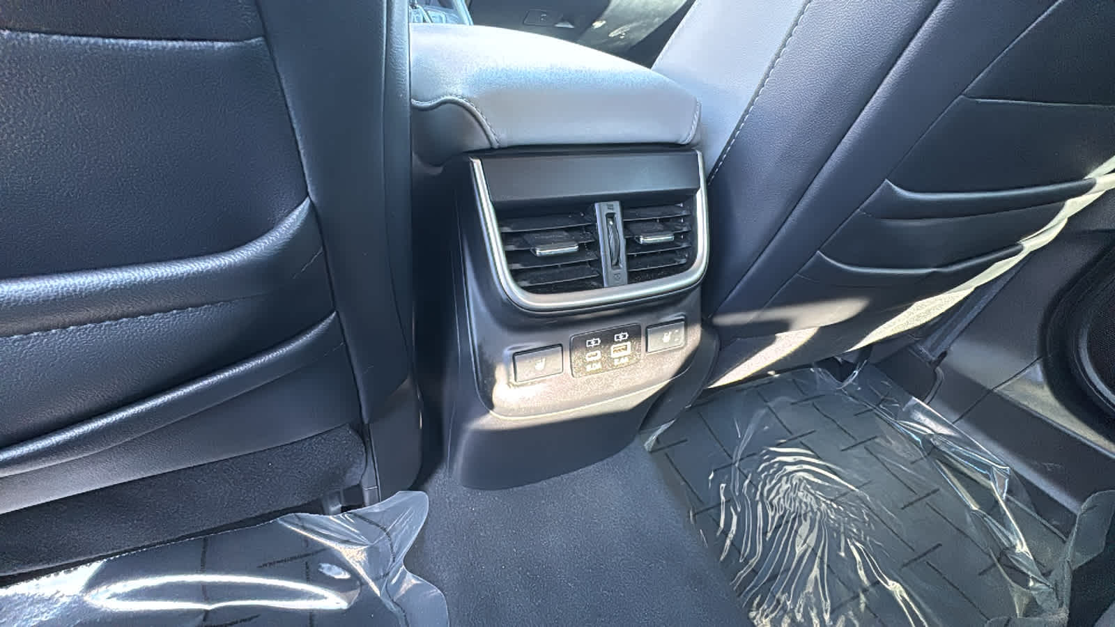 Thumbnail: 2024 Subaru Legacy - 26