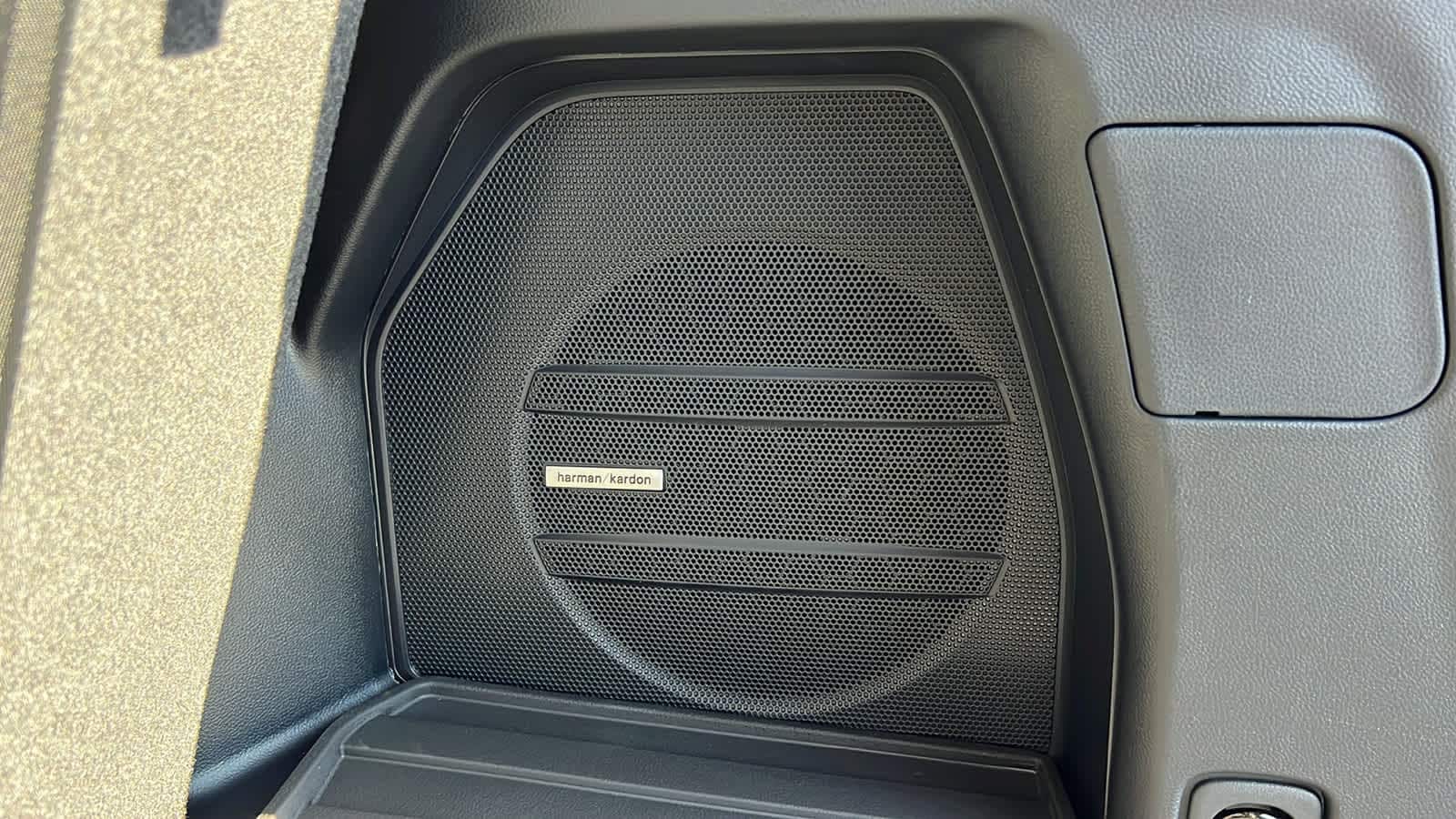 Thumbnail: 2026 Subaru Ascent - 32