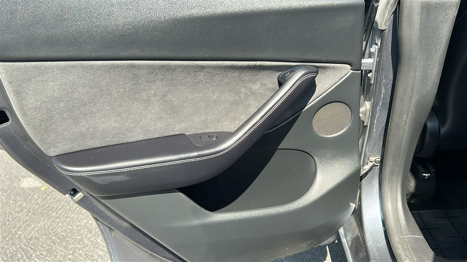 Thumbnail: 2022 Tesla Model Y - 27