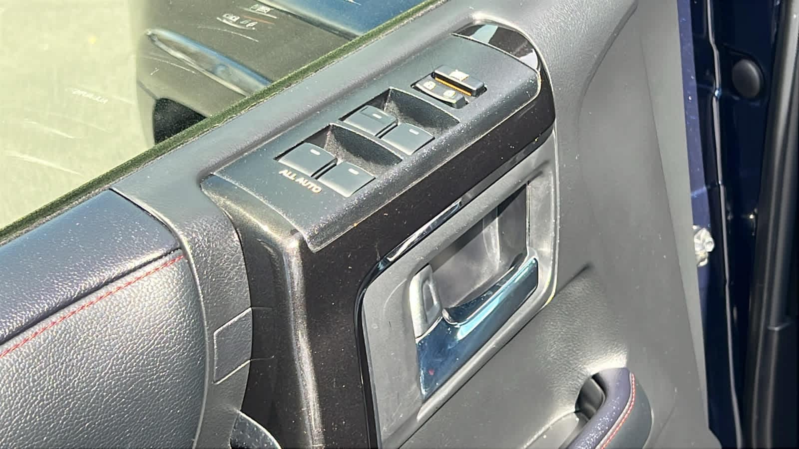 Thumbnail: 2021 Toyota 4Runner - 22