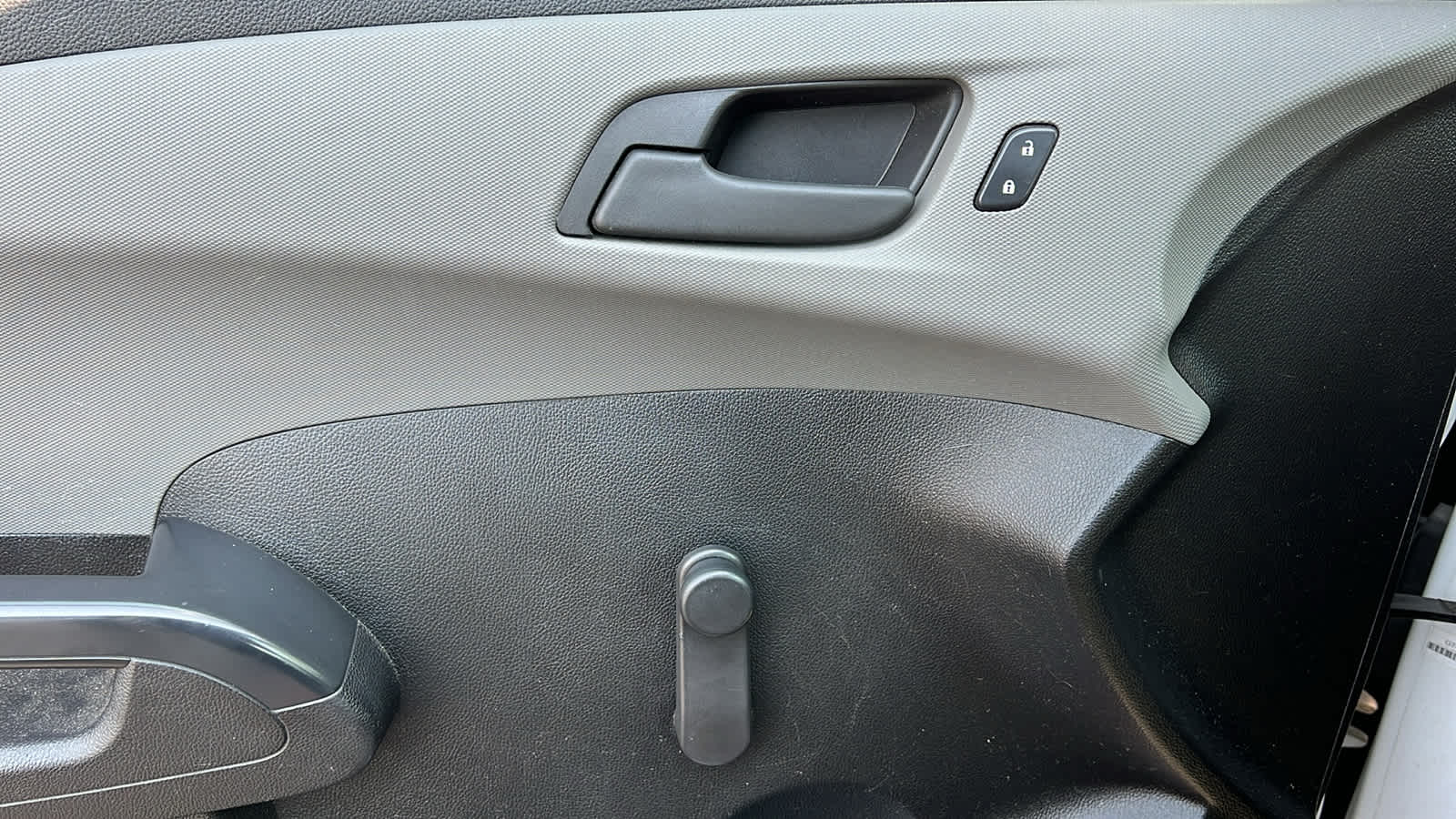 Thumbnail: 2015 Chevrolet Sonic - 16