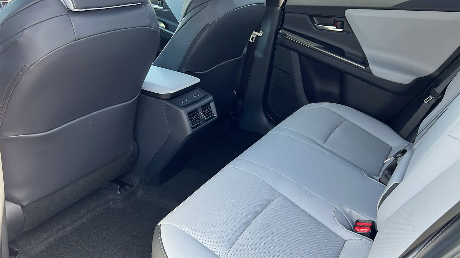 Thumbnail: 2026 Subaru Solterra - 23