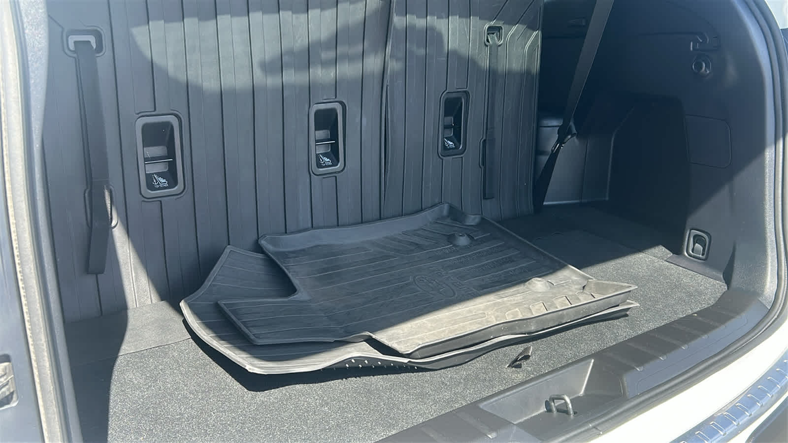 Thumbnail: 2023 Subaru Ascent - 27