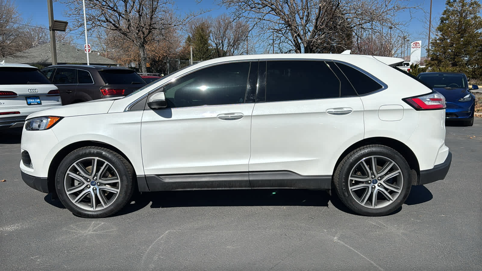 Thumbnail: 2020 Ford Edge - 8