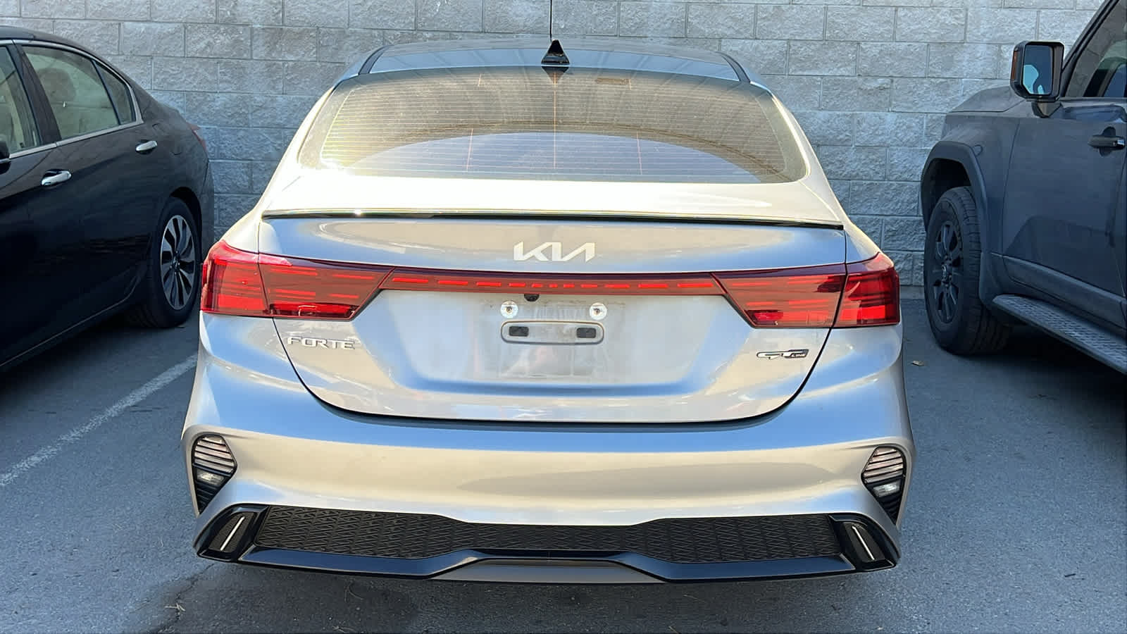 Thumbnail: 2023 Kia Forte - 14