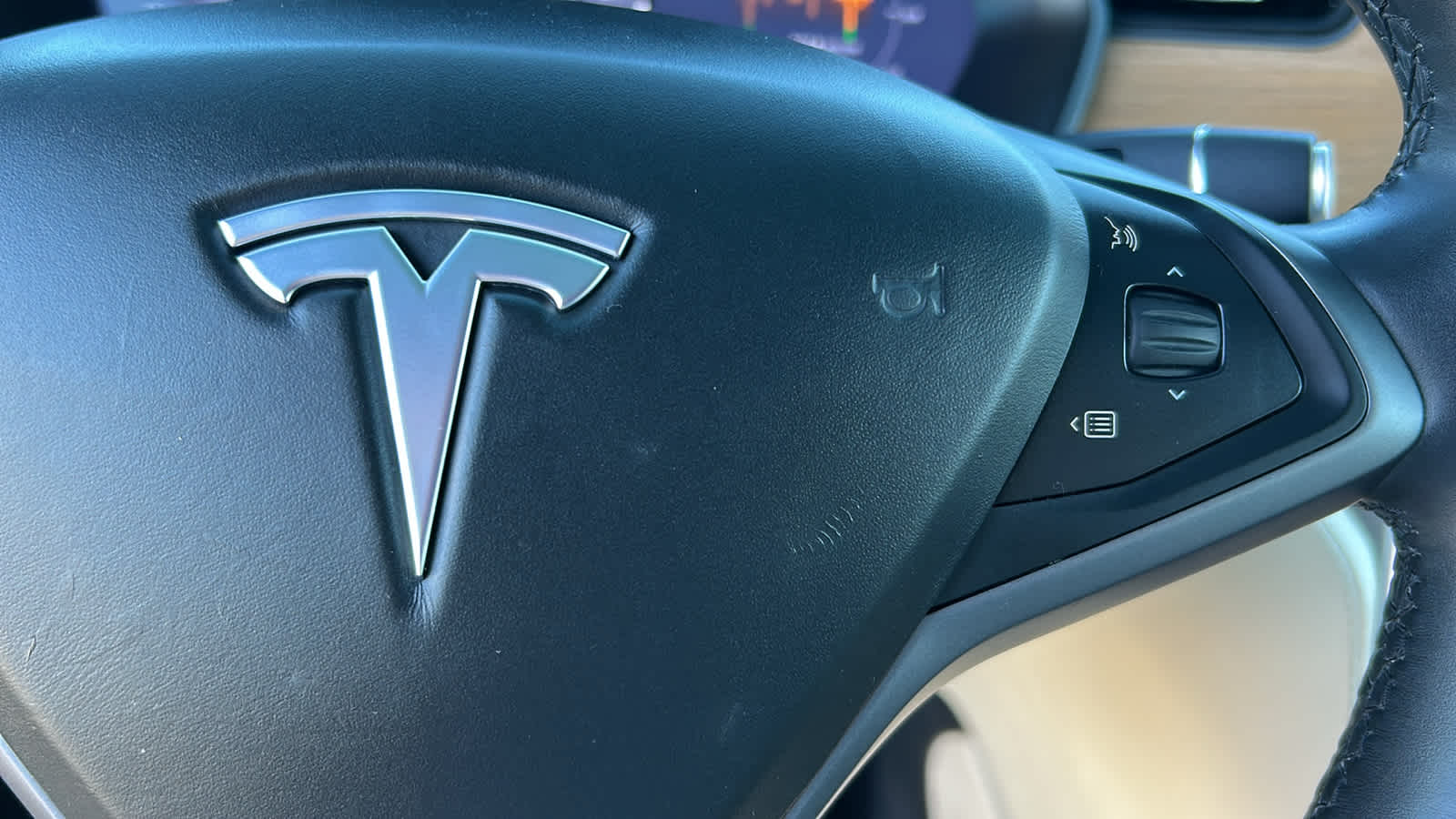 Thumbnail: 2020 Tesla Model X - 18