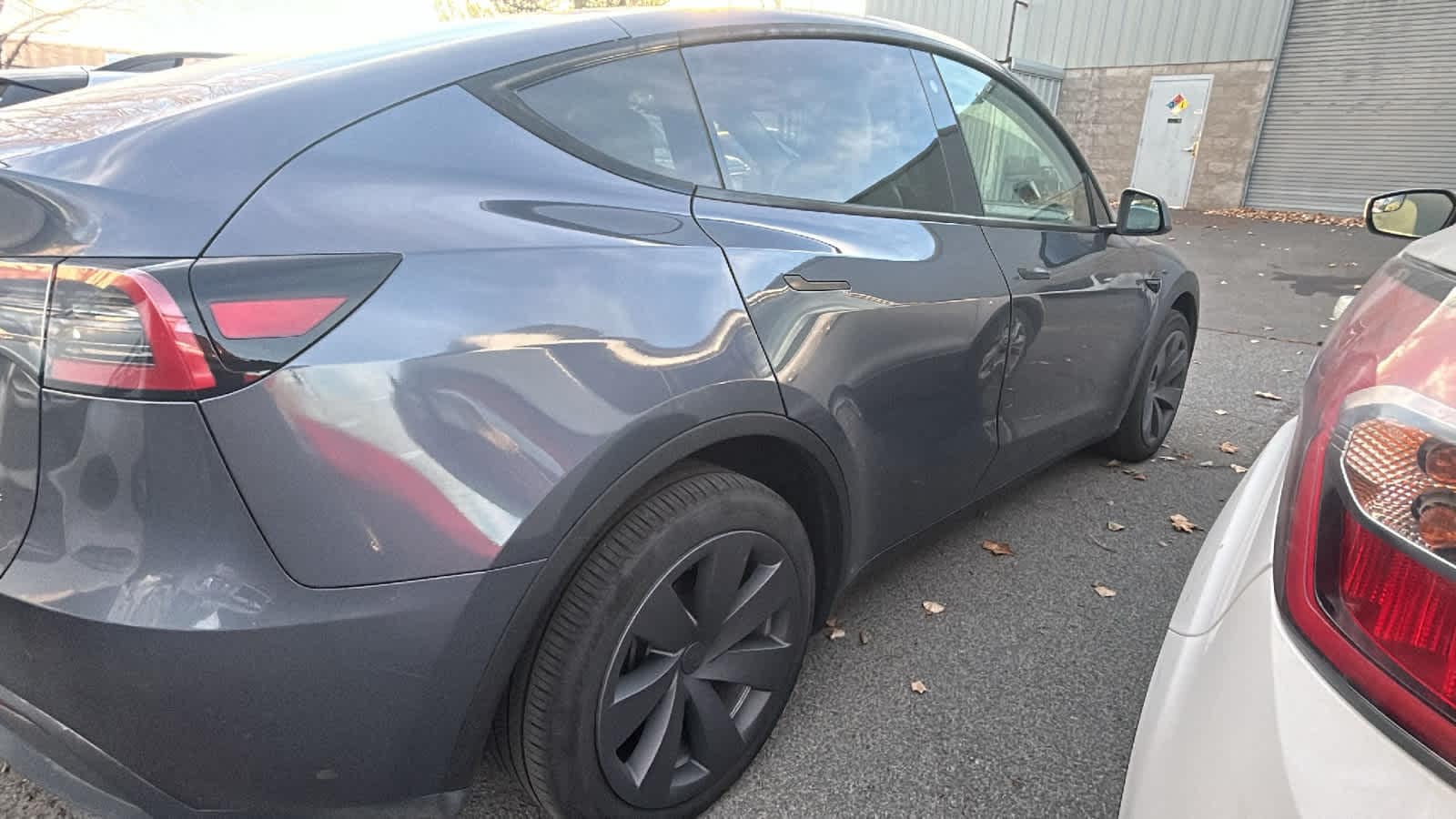 Thumbnail: 2023 Tesla Model Y - 16