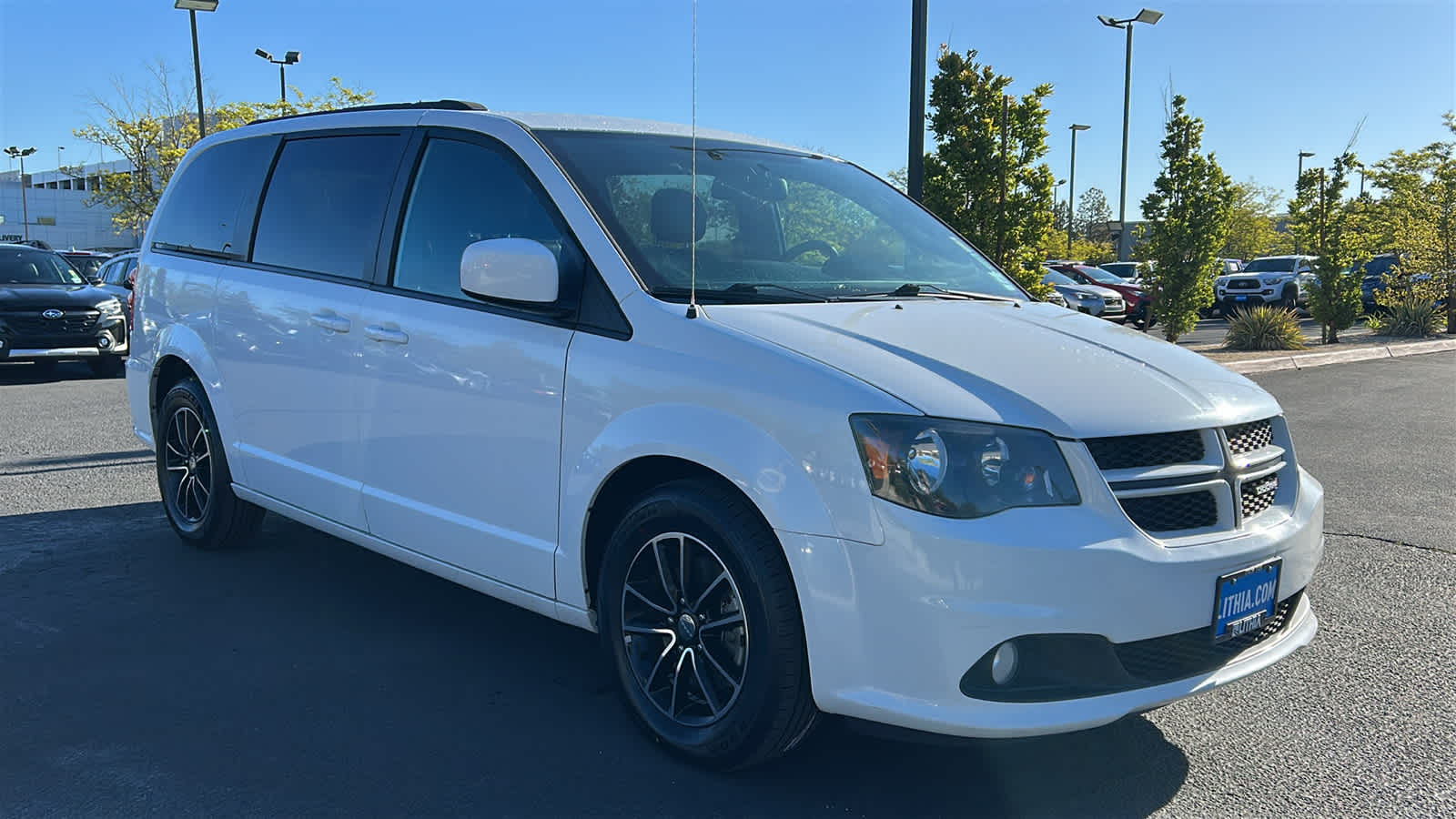 Thumbnail: 2018 Dodge Grand Caravan - 3