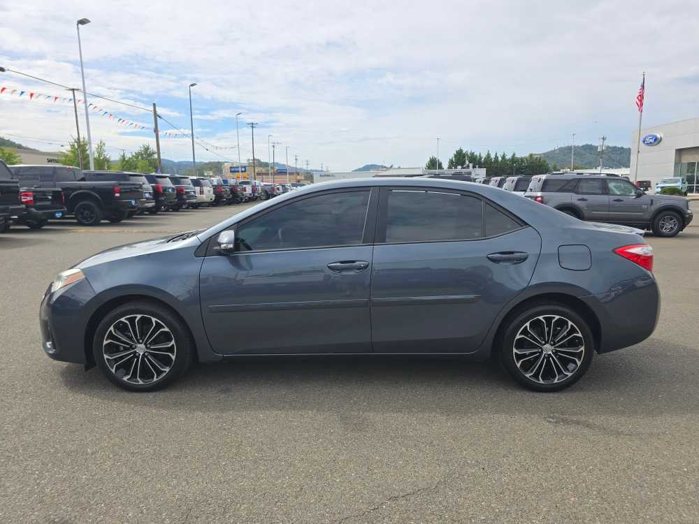 Used 2014 Toyota Corolla S Plus with VIN 2T1BURHE9EC105554 for sale in Roseburg, OR