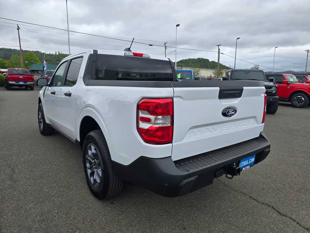 2025 Ford Maverick XLT photo 3