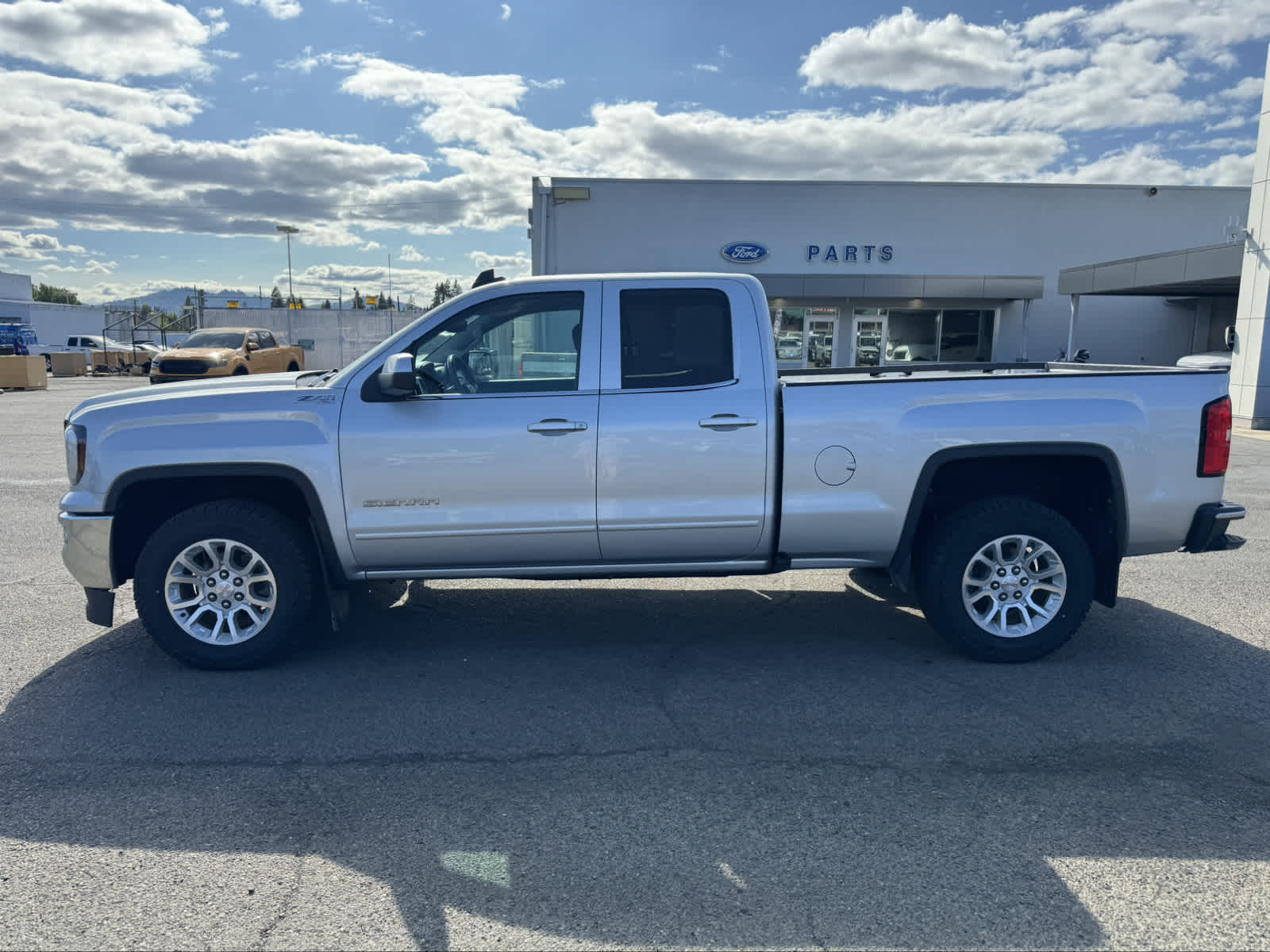 Certified 2019 GMC Sierra 1500 Limited SLE with VIN 2GTV2MEC8K1120629 for sale in Roseburg, OR