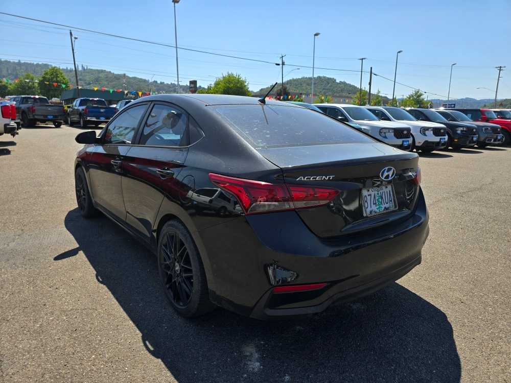 Used 2018 Hyundai Accent SE with VIN 3KPC24A38JE012638 for sale in Roseburg, OR