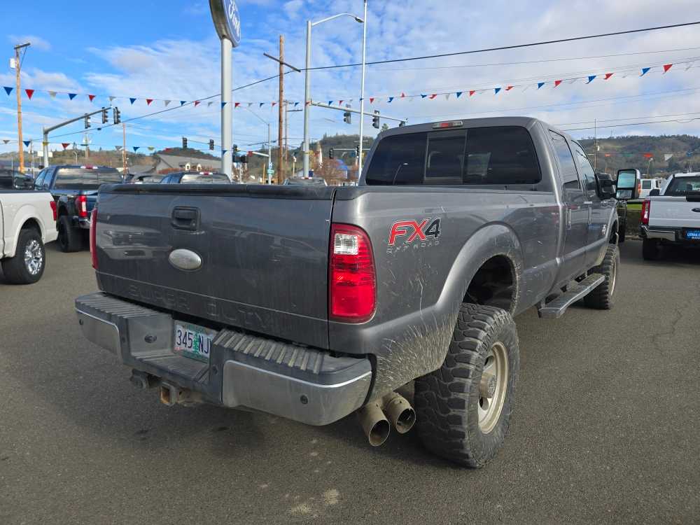 2012 Ford F-350 Lariat photo 3