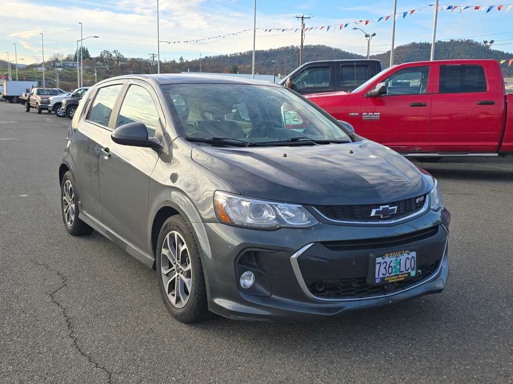 2018 Chevrolet Sonic LT photo 4