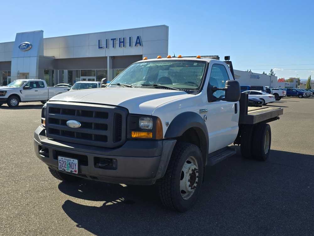 2006 Ford F-450 Chassis Truck Regular Cab 