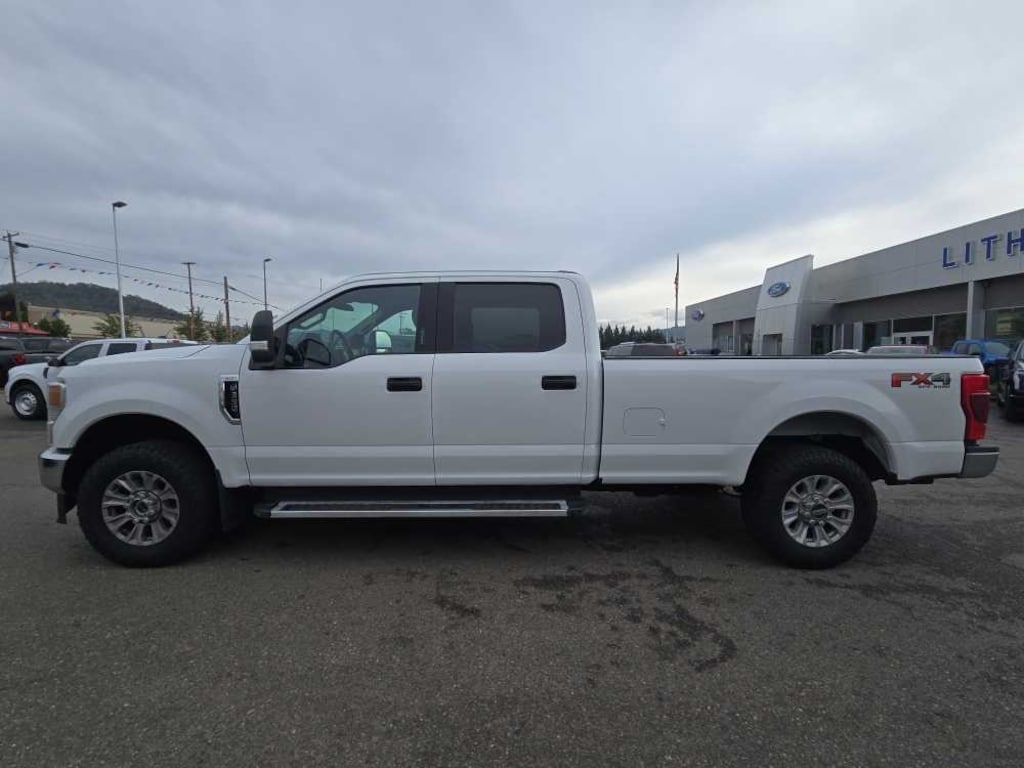 Certified 2022 Ford F-350 XLT Truck Crew Cab